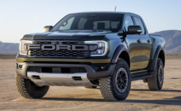 Ford Ranger chắc ngôi ‘vua bán tải’, Toyota Hilux và Isuzu D-Max bất ngờ tăng tốc doanh số