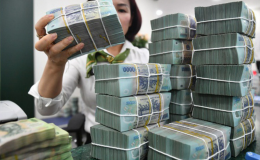 Tiền mặt 'chất đống', đại gia nào nắm trong tay hàng trăm nghìn tỷ đồng?