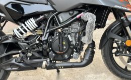 ‘Đè bẹp’ Yamaha Exciter, ‘vua côn tay’ 250cc mới ‘xịn’ hơn Honda Winner R ra mắt giá 53,3 triệu đồng