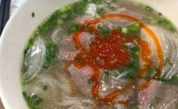 Cảng hàng không Cam Ranh lên tiếng về tô phở 346.000 đồng, nhà hàng nói khách đã được giảm giá