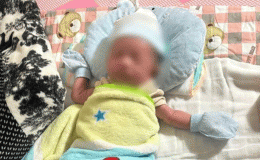 Tình hình sức khỏe cháu bé 5–7 ngày tuổi bị bỏ rơi ở gần nghĩa trang, ai đang tạm thời nhận nuôi bé?