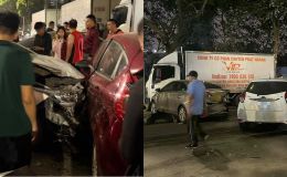 Hiện trường ô tô tông liên hoàn 4 xe máy, 4 ô tô ở Hà Nội, tài xế có biểu hiện lạ khi xuống xe