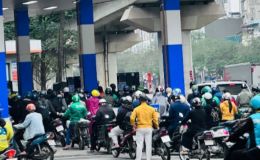 Giá xăng dầu 'cao vót' ngày 9/3: TP Hà Nội chỉ đạo khẩn, cảnh báo việc bán cầm chừng chờ tăng giá