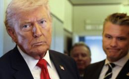 Giá dầu 'rực lửa' vì Hormuz: EU thiệt hại lớn trong 10 ngày, Mỹ còn phải trả giá những gì?