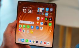 Mở hộp, trên tay OPPO Find N6: Màn hình gập không nếp gấp, sạc 80W áp đảo Galaxy Z Fold7