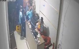 Mâu thuẫn tranh khách trên đường Phạm Văn Đồng, tài xế taxi công nghệ bị tố đánh người, công an vào cuộc 