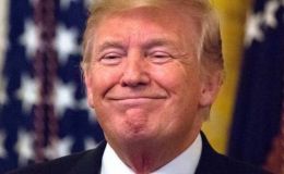 Giá dầu tăng như vũ bão đầu ngày 16/3, ông Trump bình thản nói 'tấn công Iran vài lần nữa cho vui'?