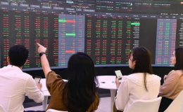 Tự doanh mạnh tay giải ngân trăm tỷ, gom loạt cổ phiếu lớn nhưng xả mạnh STB