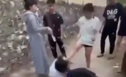 Thanh Hóa: Xôn xao vụ nữ sinh bị đánh hội đồng đến bất tỉnh, lộ thái độ khó hiểu của người đứng xem