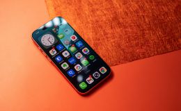 Điều gì khiến cho iPhone 17 Pro Max cũ trở nên cực hot, chỉ 30 triệu đồng bao xài 7 năm thả ga