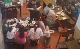 Công an thông tin vụ nam thanh niên đạp thẳng vào bé gái đi scooter trong quán ăn ở Hà Nội