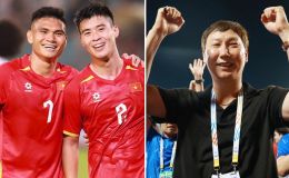 HLV Kim Sang Sik nhận 'mật thư', FIFA 'thưởng lớn' ĐT Việt Nam nếu đánh bại Malaysia