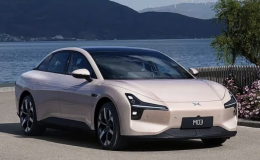 Sedan điện ‘đẹp lung linh’ cực rẻ chỉ 457 triệu đồng: Ngập công nghệ, rộng rãi như Toyota Camry