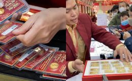 Giá vàng hôm nay đảo chiều tăng, người mua vàng sau 1 tháng vẫn ghi nhận mức  lỗ lớn 