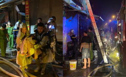 Hà Nội: Cháy nhà 4 tầng rạng sáng, 2 người mắc kẹt được giải cứu kịp thời