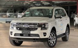 Ford Everest phiên bản mới 'đổ bộ' Việt Nam: ‘Cứu cánh’ cho khách Việt khi giá dầu cao ngất ngưởng