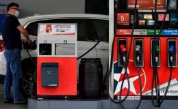 Singapore phụ thuộc dầu Trung Đông 58%, giá xăng tiến sát 100.000 đồng/lít, dự báo tiếp tục biến động 