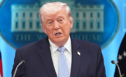 Điều gì khiến ông Trump bất ngờ phát lệnh ngừng bắn Iran dù từng cảnh báo gay gắt?