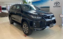 ‘Chơi tất tay’ Ford Everest và Santa Fe, Toyota Fortuner hạ giá lăn bánh đầu tháng 4/2026 cực rẻ