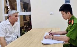 Va chạm giao thông biến thành ẩu đả: Tài xế ô tô hành hung người giữa đường Hà Nội đã bị bắt giữ