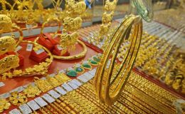 Giá vàng hôm nay tối 18/4: Vàng miếng nhẫn trơn 'giằng co' liên tục, dự báo về đà tăng giảm sắp tới