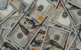 Tỷ giá USD hôm nay: Vietcombank, BIDV nhích nhẹ, chợ đen tăng mạnh