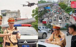 CSGT Hà Nội dùng flycam ‘soi’ từ trên cao, nhiều tài xế dừng đỗ sai quy định bị xử phạt