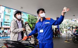 NÓNG: Giá xăng dầu chiều nay 21/4 giảm cực ‘sốc’, RON 95 rẻ bèo, vì sao Diesel giảm 4 kỳ liên tiếp?