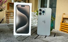 Đây là chiếc iPhone 15 Pro Max chính hãng VN/A mới nguyên seal giá rẻ nhất Việt Nam, hot hơn cả iPhone 17 Pro Max