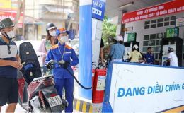 Giá xăng dầu hôm nay 22/4: Bảng giá Petrolimex, PVOIL, Mipec… Dầu Diesel hạ gần 17.000 đồng từ đỉnh