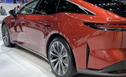 Toyota chính thức ra mắt xe ô tô mới đẹp long lanh giá 490 triệu đồng: Lập tức ‘cháy hàng’ vì quá rẻ