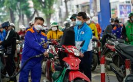 Tin ‘nóng’ giá xăng dầu Petrolimex tối 26/4: RON 95 ‘bán như cho’, ra mắt ‘vua xe ga’ 150cc mới ‘nét’ hơn SH và SH Mode