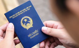Hộ chiếu còn hạn vẫn có thể bị thu hồi, hủy giá trị từ 1/7: Người dân cần lưu ý