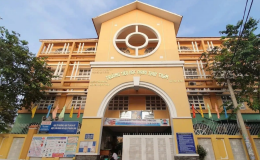 TP.HCM: Nghi ngộ độc tại trường tiểu học, hàng chục học sinh và bảo mẫu phải cấp cứu