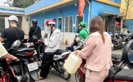 Bảng giá xăng dầu sáng nay 1/5: RON92 và RON95 'rẻ như rau', giá đầy bình xe máy Yamaha tại Việt Nam