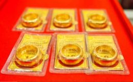 Cập nhật giá vàng ngày 1/5: Vàng nhẫn điều chỉnh tăng? Lý do giá vàng giảm gần 30 triệu/lượng từ đỉnh