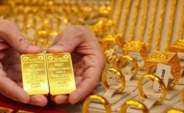 Giá vàng hôm nay 2/5: Vàng SJC, nhẫn 9999 xuất hiện tín hiệu khác thường, chuyên gia cảnh báo rủi ro khi ôm vàng