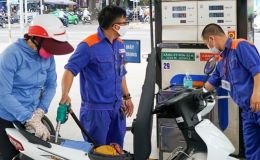 Giá xăng dầu hôm nay (chiều 3/5): Dầu thế giới giảm tiếp, xăng RON95, dầu diesel giữ mặt bằng sau đợt tăng
