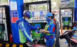 Giá xăng dầu trưa nay 4/5: Dầu diesel rẻ, xăng RON 92 và RON 95 thấp hơn ‘đỉnh’ gần 10.000 đồng/lít, giá Honda City mềm