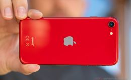 iPhone SE 2 rẻ ngang chục lần đổ xăng đầy bình, mạnh ngang iPhone 17e về nhiếp ảnh