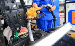 Bảng giá xăng dầu sáng 15/5: Xăng RON 92 đã 'bốc hơi' 7.000 đồng từ đỉnh, giá đầy bình xe máy Suzuki
