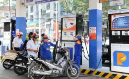 Giá xăng dầu hôm nay 15/5: Xăng RON 95 rời mốc 25.000 đồng, Petrolimex triển khai E10 toàn hệ thống, dự báo giảm thêm