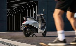 ‘Vua xe ga’ 125cc mới đẳng cấp châu Âu chính thức ra mắt giá 38,5 triệu đồng, phong cách khác Honda SH và Vario