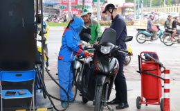 Bảng giá xăng dầu hôm nay 30/5: RON 95 chính thức giảm 9.682 đồng từ đỉnh, giá đầy bình xe máy Honda