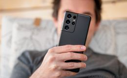 Đây là lão tướng Galaxy S có camera thiên lý nhãn zoom 10x rẻ như rau, át vía iPhone 17 Pro Max