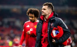 Man United công bố bản hợp đồng thứ 2 sau Ederson, ngôi sao 40 tuổi đổi ý trước World Cup 2026