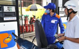 Giá xăng dầu trưa nay 9/6: Dầu diesel ‘lao dốc’, RON 92 và E10 ‘xé toang đáy mới’, đầy bình xe ga 150-160cc bao nhiêu?