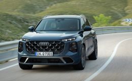 Audi Q7 thế hệ mới trình làng: 'Đe doạ' BMW X5 bằng công nghệ tự tấp vào lề, chủ động gọi cứu hộ khi phát hiện nguy hiểm