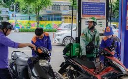 Giá xăng dầu hôm nay trưa 17/6: RON 92 và E10 giảm hơn 8.700 – 9.300 đồng/lít, Hyundai Elantra lăn bánh cực rẻ
