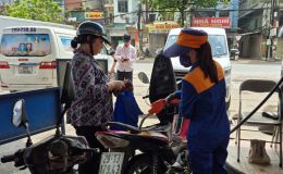 Giá xăng dầu hôm nay chiều 19/6: RON 92 rẻ hiếm thấy, E10 giảm sâu hơn 10.000 đồng/lít, giá lăn bánh Mazda CX-5 ra sao?